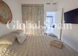 Resale - VILLA -
VILLAMARTÍN - Costa Blanca