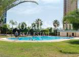 Wederverkoop - APPARTEMENT -
BENIDORM - Levante