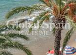 Wederverkoop - APPARTEMENT -
TORREVIEJA - Torrevieja