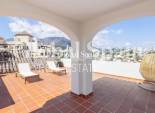 Nueva construcción  - VILLA -
ESTEPONA - Azata Golf