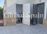 Wederverkoop - APPARTEMENT -
TORREVIEJA - Torretas