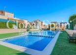 Wederverkoop - APPARTEMENT -
TORREVIEJA - LOS BALCONES - LOS ALTOS