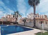 Resale - HOUSE -
PLAYA FLAMENCA - Costa Blanca