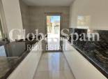 Wederverkoop - VILLA -
ORIHUELA COSTA - VILLAMARTÍN