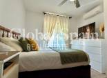 Wederverkoop - HUIS -
TORREVIEJA - LOS BALCONES - LOS ALTOS