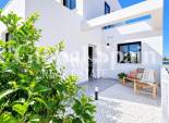 Nueva construcción  - VILLA -
BAÑOS Y MENDIGO - Altaona Golf