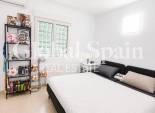 Revente - VILLA -
VILLAMARTÍN - Costa Blanca