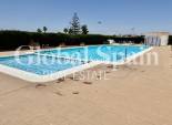 Odsprzedaż - DOM -
TORREVIEJA - 