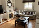 Wederverkoop - VILLA -
CAMPOSOL - Inland