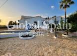 Revente - VILLA -
BENIDORM - Urbanizaciones