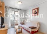 Venta - APARTAMENTO -
TORREVIEJA - Centro