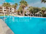 Resale - Apartment -
ORIHUELA COSTA - VILLAMARTÍN
