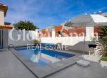 Resale - VILLA -
TORREVIEJA - Aguas nuevas 2