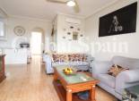 Venta - APARTAMENTO -
ROJALES - Los Palacios