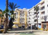 Wiederverkauf - WOHNUNG -
TORREVIEJA - Center
