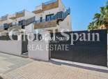 Wiederverkauf - VILLA -
TORREVIEJA - Costa Blanca