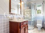 Wederverkoop - VILLA -
TORREVIEJA - Torrelamata - La Mata