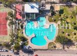 Resale - APARTMENT -
TORREVIEJA - Lago jardin