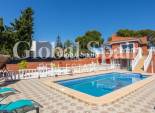 Revente - VILLA -
TORREVIEJA - LOS BALCONES - LOS ALTOS