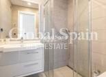 Revente - APPARTEMENT -
BENIDORM - Playa de Poniente