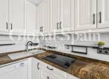 Resale - APARTMENT -
TORREVIEJA - Puerto