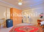 Wiederverkauf - VILLA -
ORIHUELA - Orihuela Costa