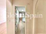 Resale - APARTMENT -
TORREVIEJA - Center