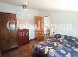 Revente - VILLA -
CREVILLENTE - Inland