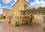 Revente - VILLA -
TORREVIEJA - El limonar