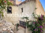 Resale - VILLA -
CALLOSA D'EN SARRIÀ - Callosa De Ensarrià