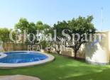 Wederverkoop - VILLA -
CIUDAD QUESADA