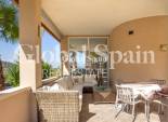Resale - VILLA -
LA ZARZA - Inland