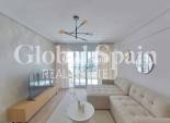 Wederverkoop - APPARTEMENT -
TORREVIEJA - La Mata pueblo
