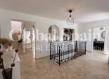 Revente - VILLA -
ORIHUELA - Inland
