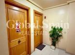 Wederverkoop - APPARTEMENT -
TORREVIEJA - Acequion
