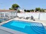 Wederverkoop - VILLA -
SAN MIGUEL DE SALINAS - Inland