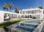 New Build - VILLA -
MARBELLA - Cascada De Camojan