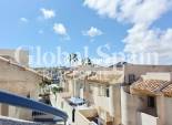Wederverkoop - APPARTEMENT -
TORREVIEJA - Parque Acuático - Sector 25
