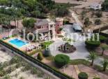 Wederverkoop - VILLA -
ELCHE - Costa Blanca
