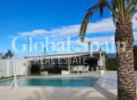 Resale - VILLA -
ORIHUELA - Inland