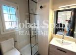 Resale - HOUSE -
ORIHUELA COSTA - VILLAMARTÍN