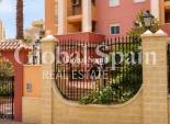 Wiederverkauf - WOHNUNG -
TORREVIEJA - Los Frutales
