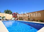 Venta - VILLA -
VILLAMARTÍN - Costa Blanca