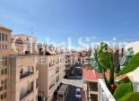 Revente - PENTHOUSE -
TORREVIEJA - Estacion de autobuses