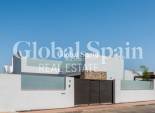 Neubau - VILLA -
SAN JAVIER - Parque del doce
