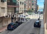 Revente - APPARTEMENT -
TORREVIEJA - El Acequión - Los Náufragos