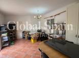 Wederverkoop - VILLA -
DOLORES - Cmno. Escorredor