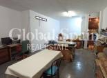 Revente - VILLA -
CREVILLENTE - Inland