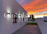 Nouvelle construction - VILLA -
ROJALES - Rojales