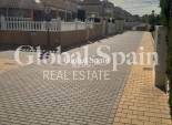 Resale - HOUSE -
TORREVIEJA - Torretas